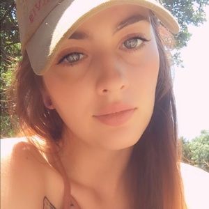 Meet your Posher, Staci